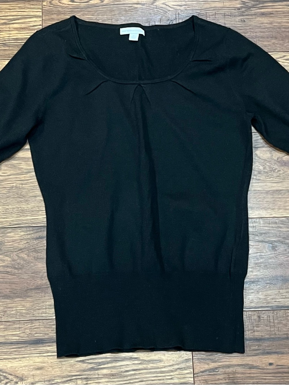 New York & Company Sweater Size Small